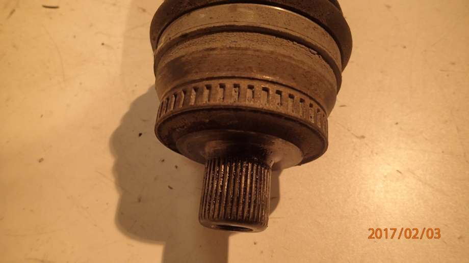 Drivaksel høyre foran til Audi A4, 2001-2004 (Type II) (B6) (B6) (2,0 STV|8E0407271AG)