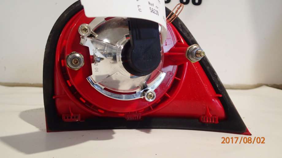 Baklykt venstre indre til VW Golf V, Combi 2003-2008  (2,0 TDi   16v    4x4|)
