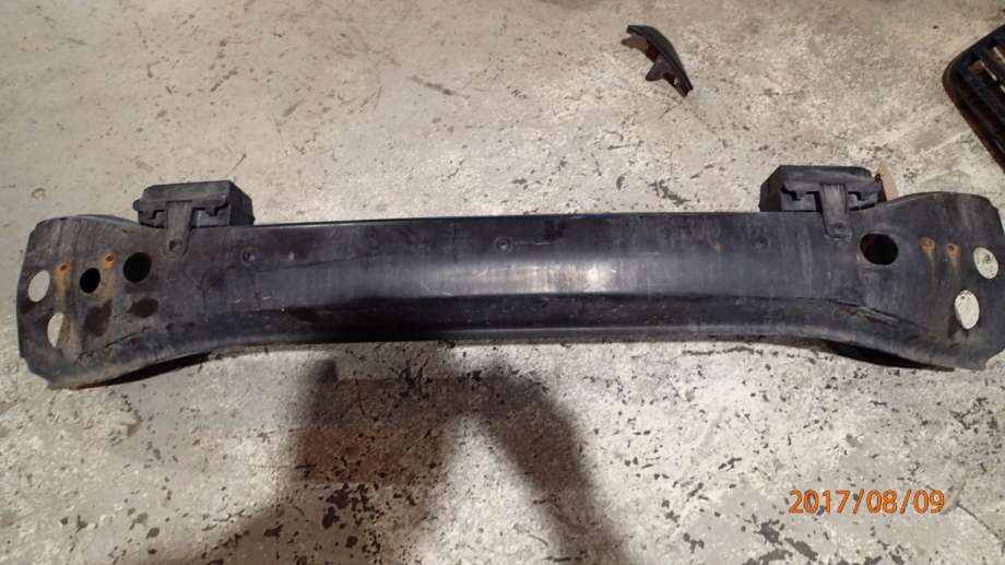 Støtfangerforsterkning foran til VW Transporter / Caravelle 2003-2009 (Fase 1) (T5) (T5) (1,9  TDI   Multivan|)