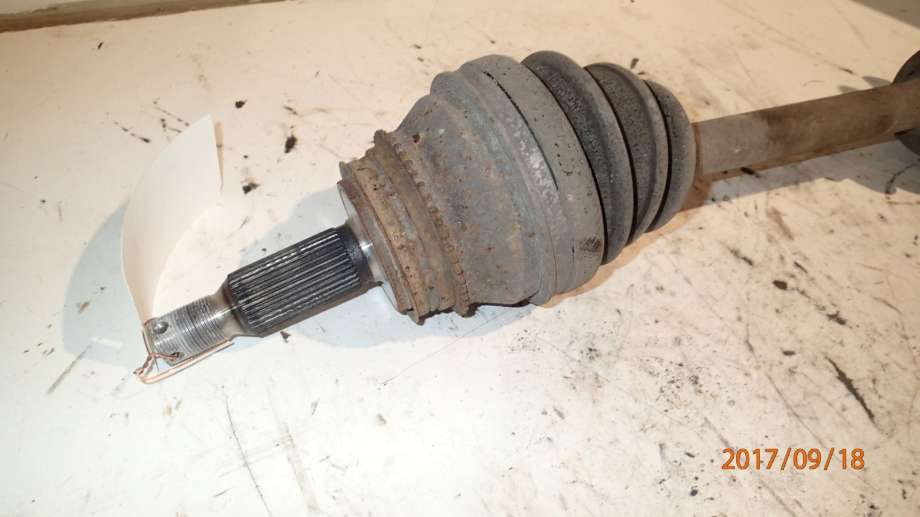 Drivaksel høyre bak til Mitsubishi Pajero 2000-2006 (Type III) (PAJERO III 4WD V6|)