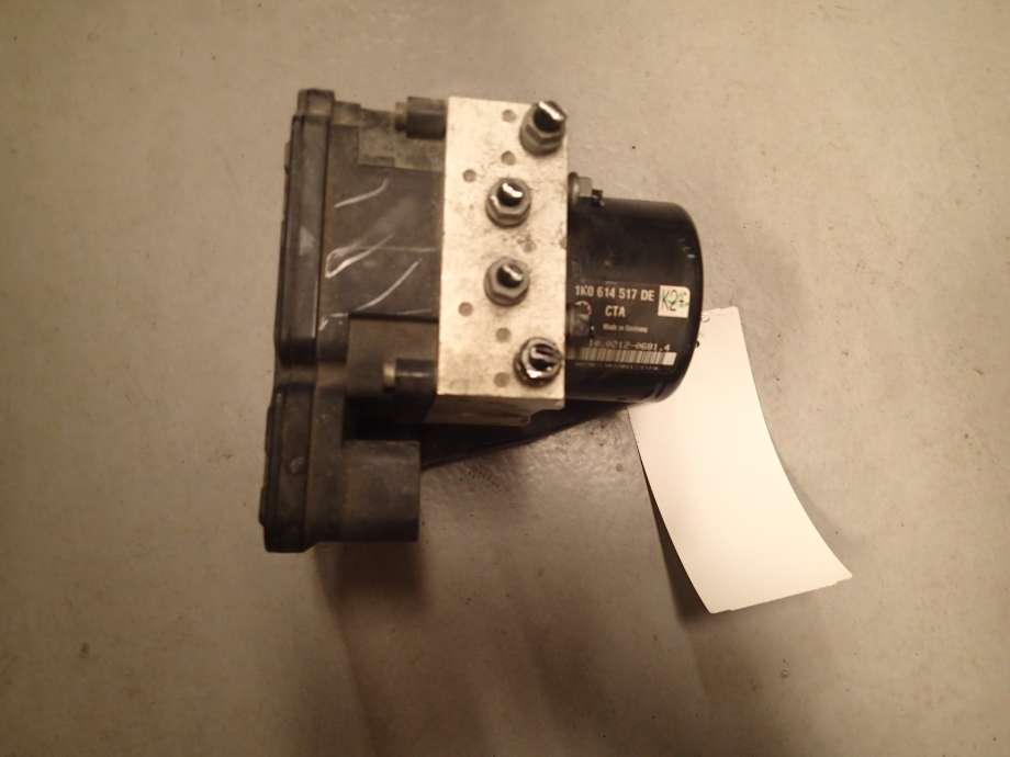 ABS sentral til VW Caddy 2010-2015 (Type III, Fase 2)  (2,0  TDi  4 motion|1KO614517DE|)
