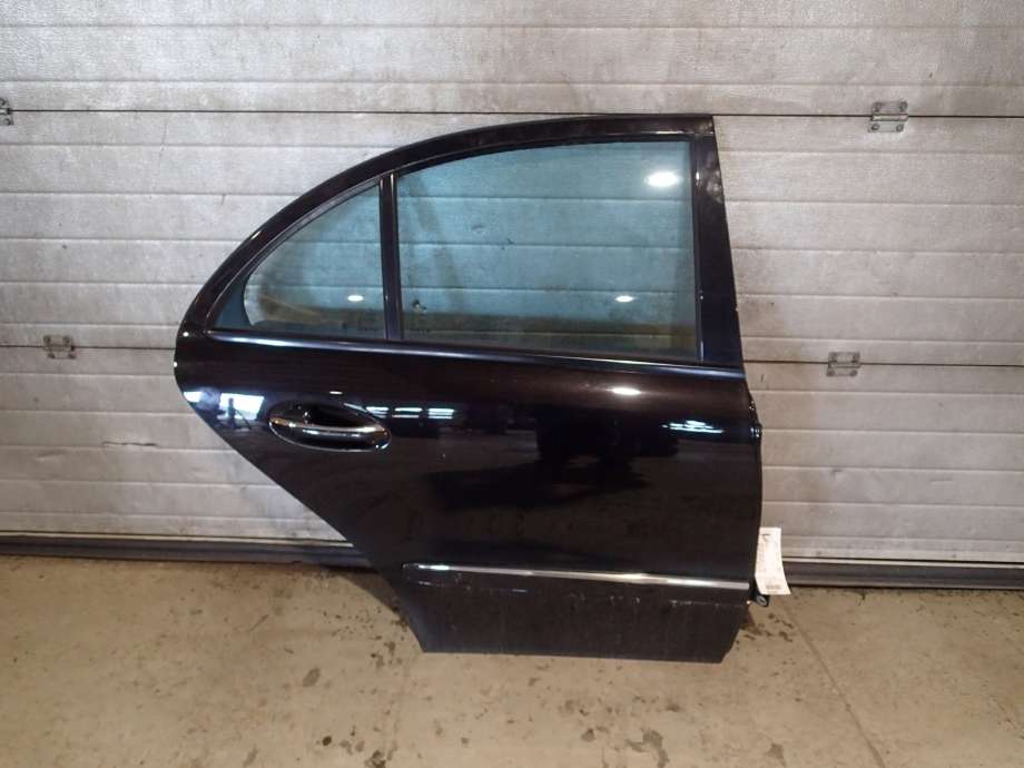 Dør høyre bak til Mercedes E-Klasse 2006-2009 (Fase 2) (W211) (W211) (E 220 CDI automat|A2117300205|)