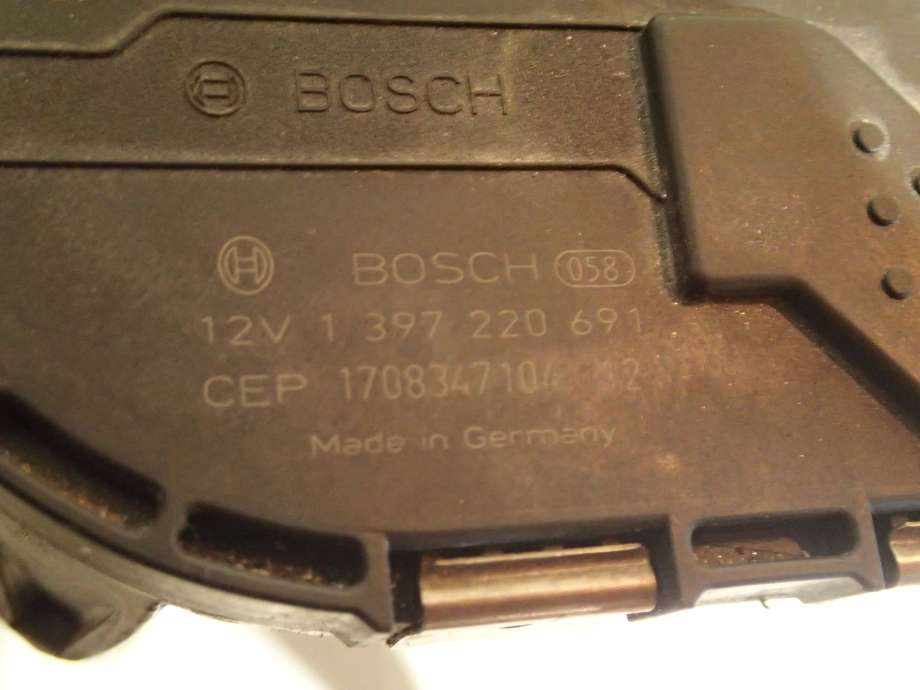 Viskermotor frontrute til VW Golf Sportsvan 2014-2018  (1,2  TSI|0397220691|)