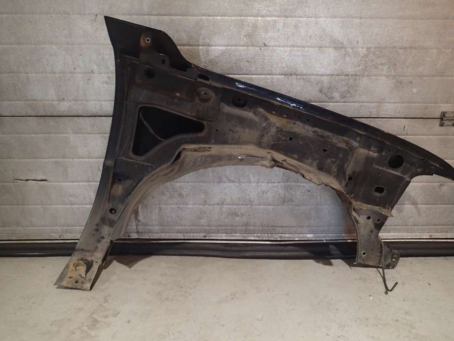 Skjerm venstre foran til Chevrolet Suburban 1992-2001 (2500 4wd|)