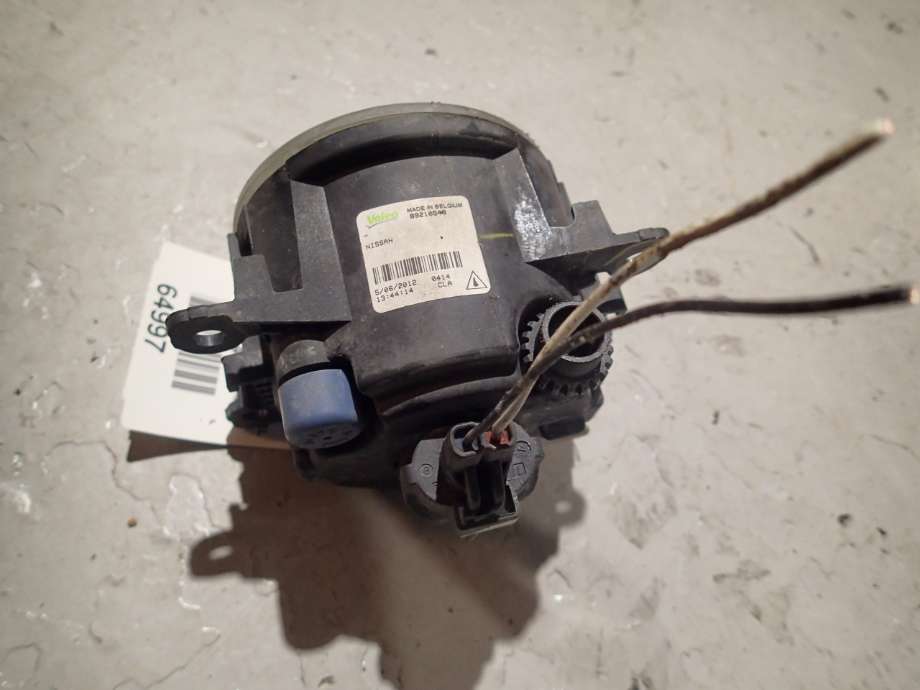 Tåkelykt venstre foran til Nissan Pathfinder 2010-2014 (Fase 2) (R51) (R51) (2,5 DCI|)