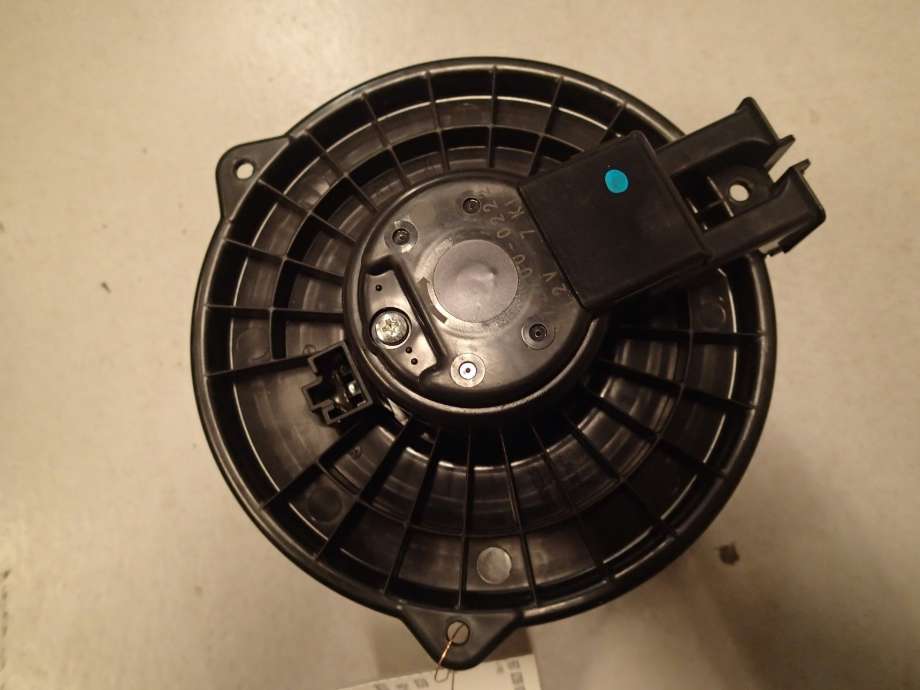 Varmeapparat motor til Subaru Legacy 2007-2009 (Type IV, Fase 2) (2,0 D AWD EE20|2727000222|)
