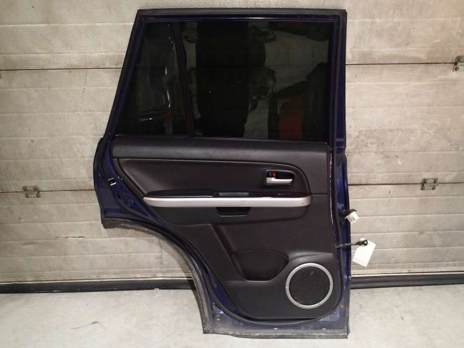 Dør venstre bak til Suzuki Grand Vitara 2005-2015 (Type III) (1,9 DDis|)