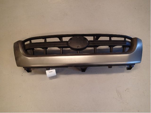 Grill til Toyota Hilux 1998-2001