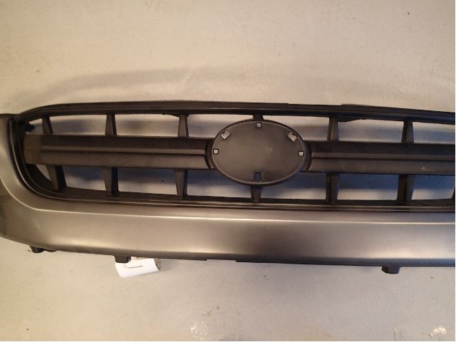 Grill til Toyota Hilux 1998-2001