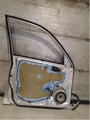 Dør venstre foran til Toyota RAV4 2000-2006 (Type II)  