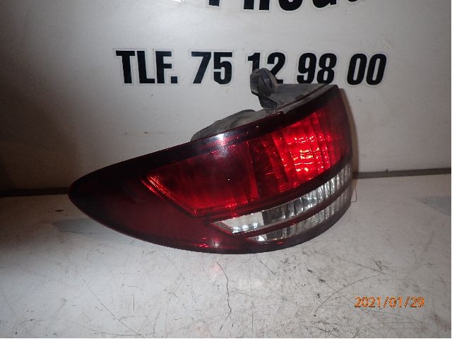 Baklykt venstre til Toyota Previa 2000-2007 (2,0 D-4D|)