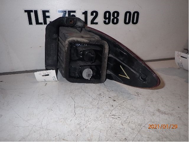 Baklykt venstre til Toyota Previa 2000-2007 (2,0 D-4D|)