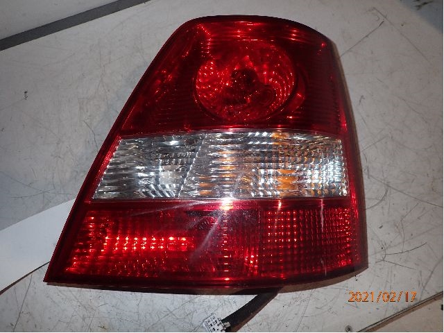 Baklykt høyre til Kia Sorento, 2003-2009 Type I  (2,5 CRDI    D4CB|)