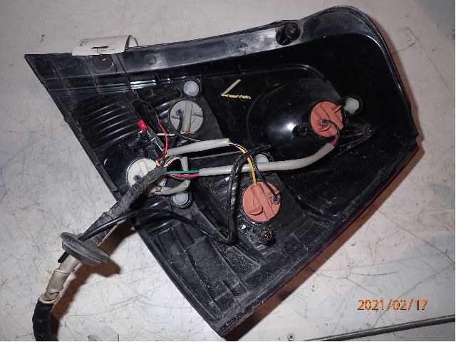 Baklykt venstre til Kia Sorento 2003-2009 Type I  (2,5 CRDI    D4CB|)