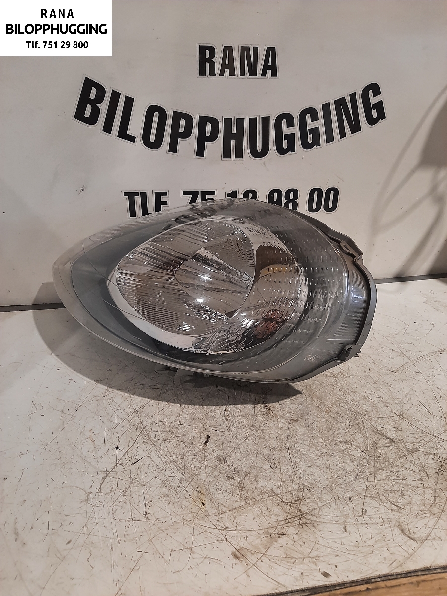 Frontlykt venstre halogen til Nissan Interstar 2002-2004  (|91165719  GM)