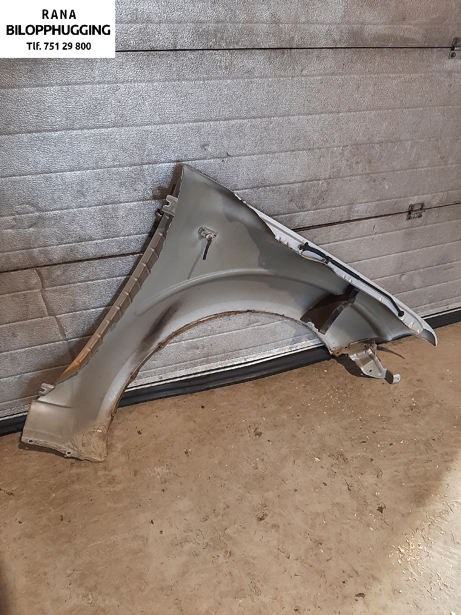 Skjerm venstre foran til Nissan Pathfinder 2005-2010 (Fase 1) (R51) (R51) (2,5 dCI DCI YD25|63101EB330|)