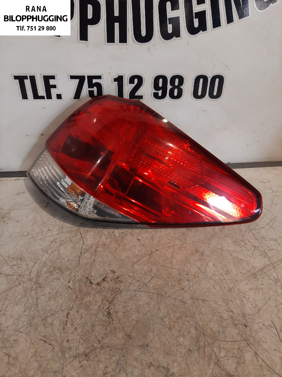 Baklykt høyre til Subaru Legacy 2009-2015  (LEGASY V STASJONSVOGN  AWD|)