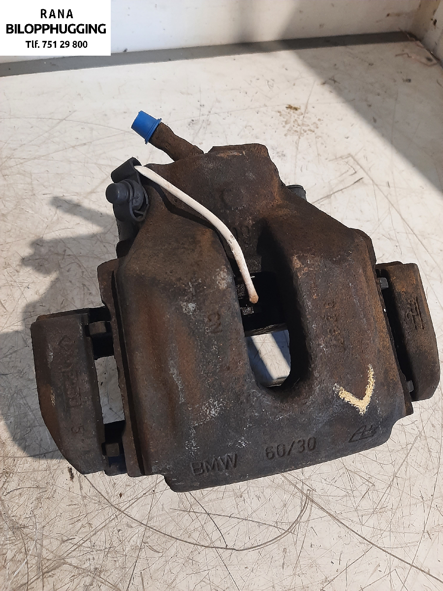 Bremsecaliper venstre foran til BMW X5, 2000-2006 (E53) (E53) (X5 4,4 I|)