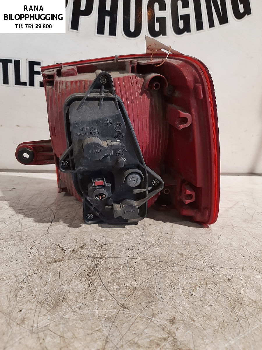 Baklykt venstre til VW Touran 2010-2015 (Type I, Fase 3) (2,0 TDI CFHC|)