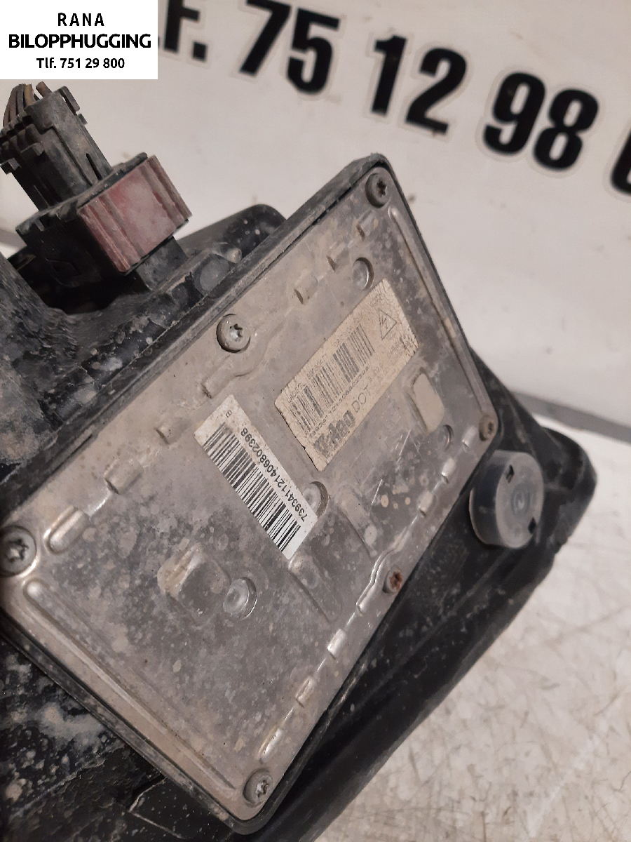 Frontlykt venstre xenon til Opel Meriva A 2003-2010  (1,3  CDTI||93175366)