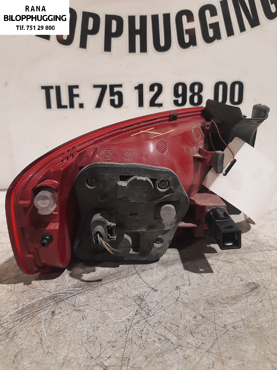 Baklykt høyre til Audi A4 2007-2014 (Type IV) (B8) (B8) (1.8 TFSI|8K5945096D|)