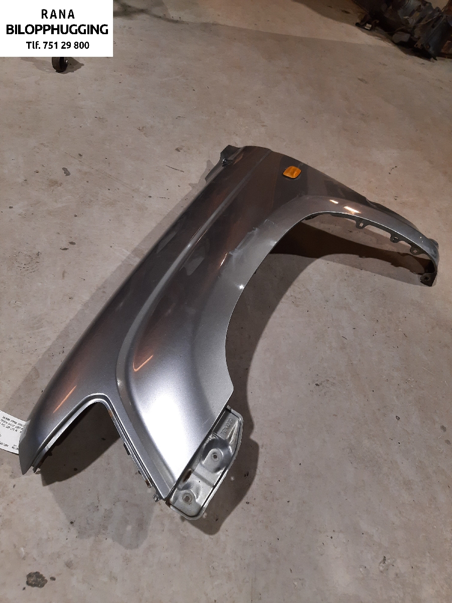 Skjerm venstre foran til Toyota Hilux, 2002-2005 (HILUX 4X4|)