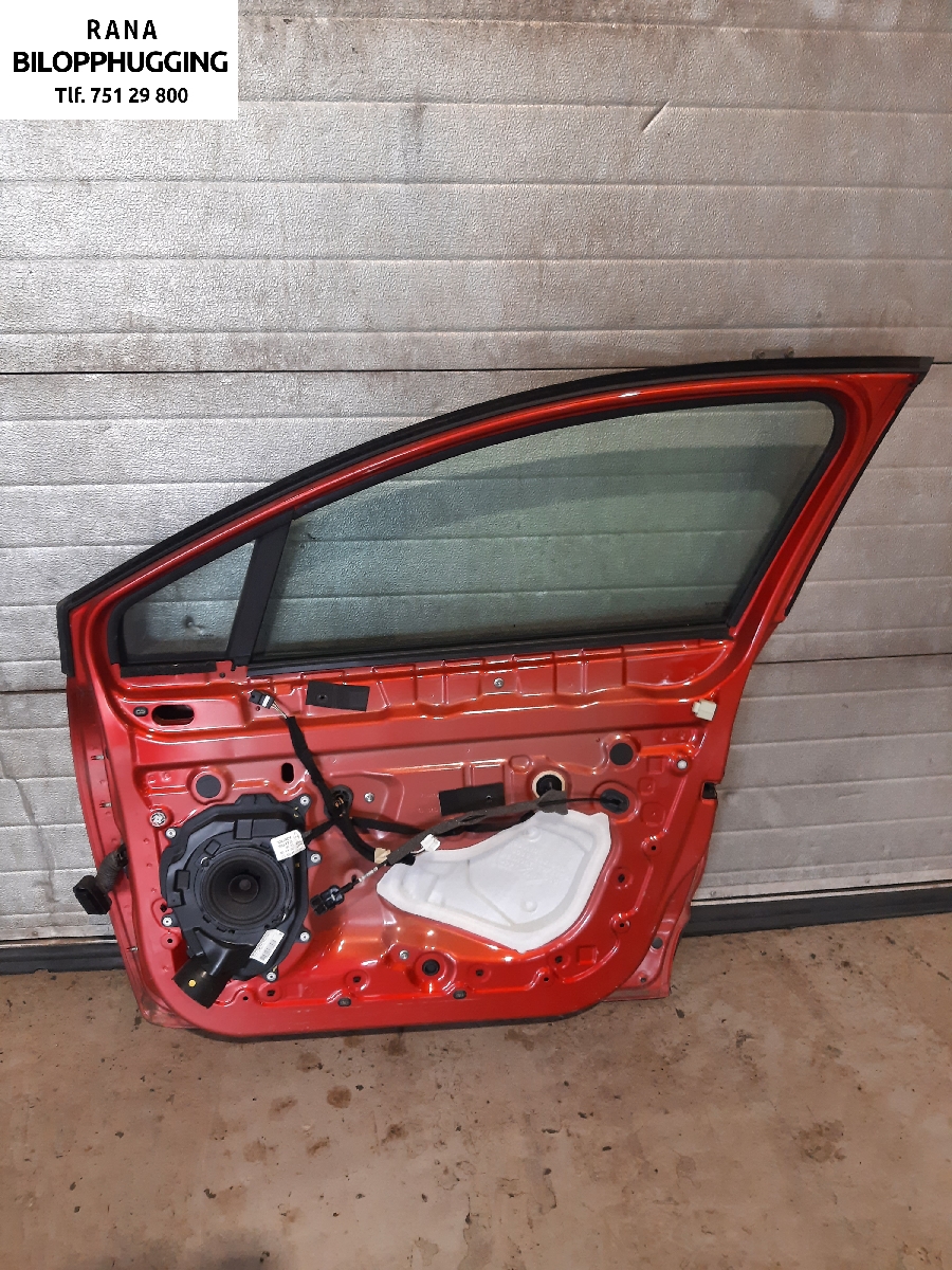 Dør høyre foran til Renault Clio 2012-2016 (Type IV, Fase 1)  (0,9  TCe 90|801008302R|)