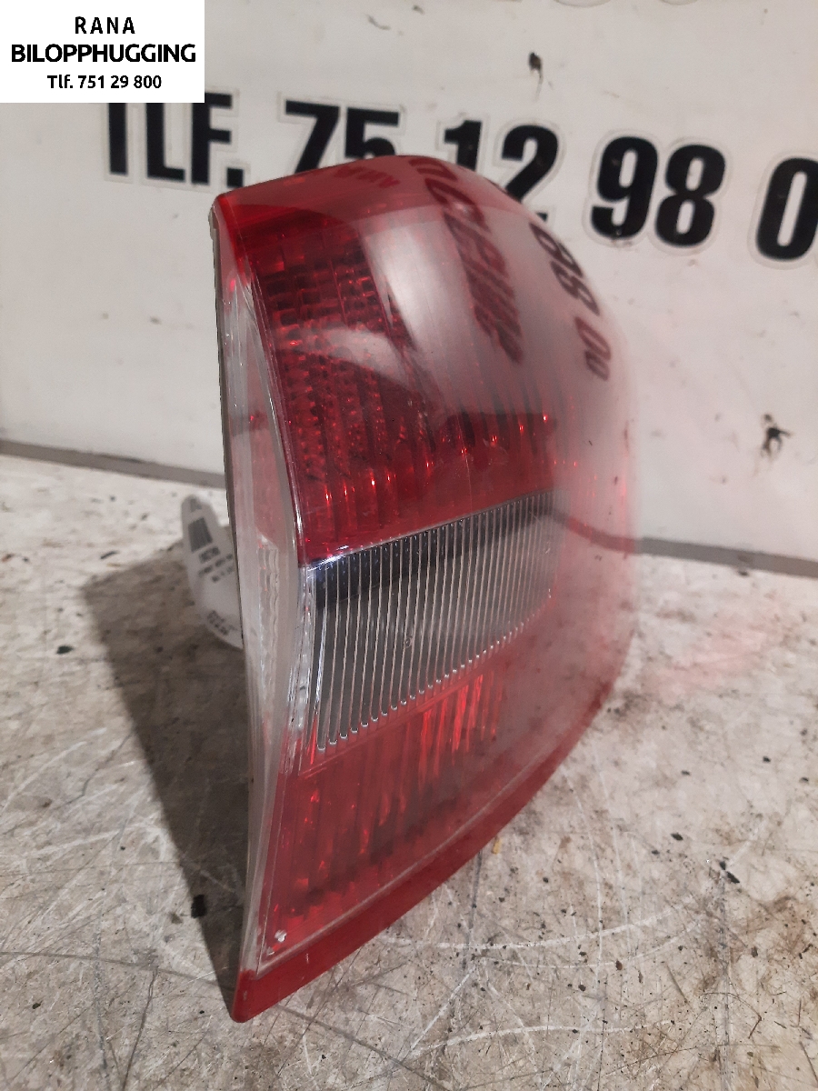 Baklykt høyre til Ford Kuga 2008-2012 (Type I)  (2,0 TDCI   4x4|8V4113404CH|)