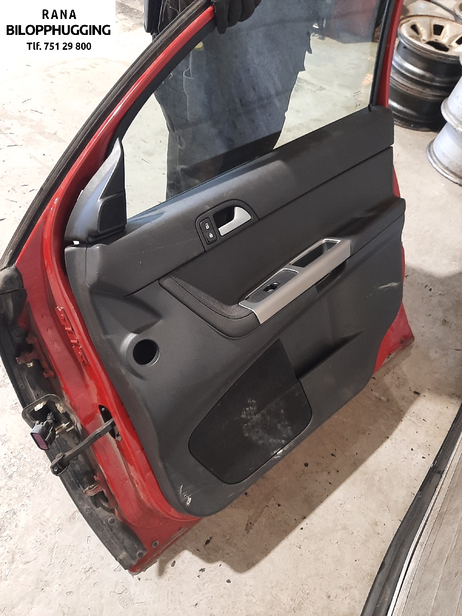 Dør høyre foran til Volvo S40 2004-2007 (Type II, Fase 1) (S40 II T5|)