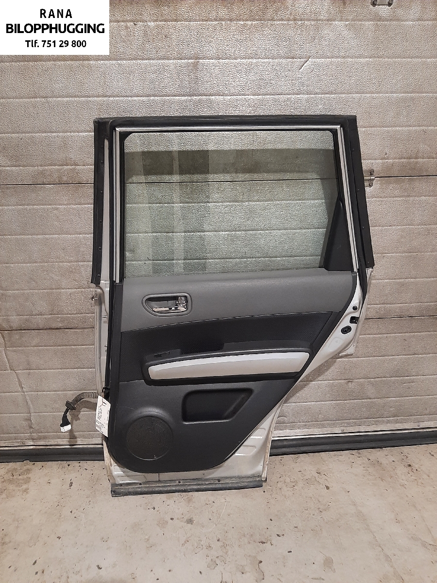 Dør høyre bak til Nissan X-Trail 2007-2014 (T31) (T31) (NISSAN||80818JG000)