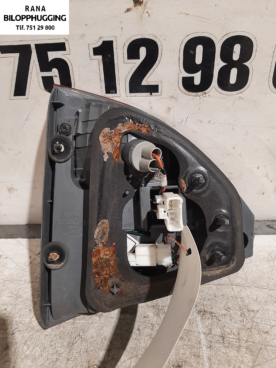 Baklykt venstre indre til Hyundai Ix55 2010-2011  (HYUNDAI  IX55|924053J100|)