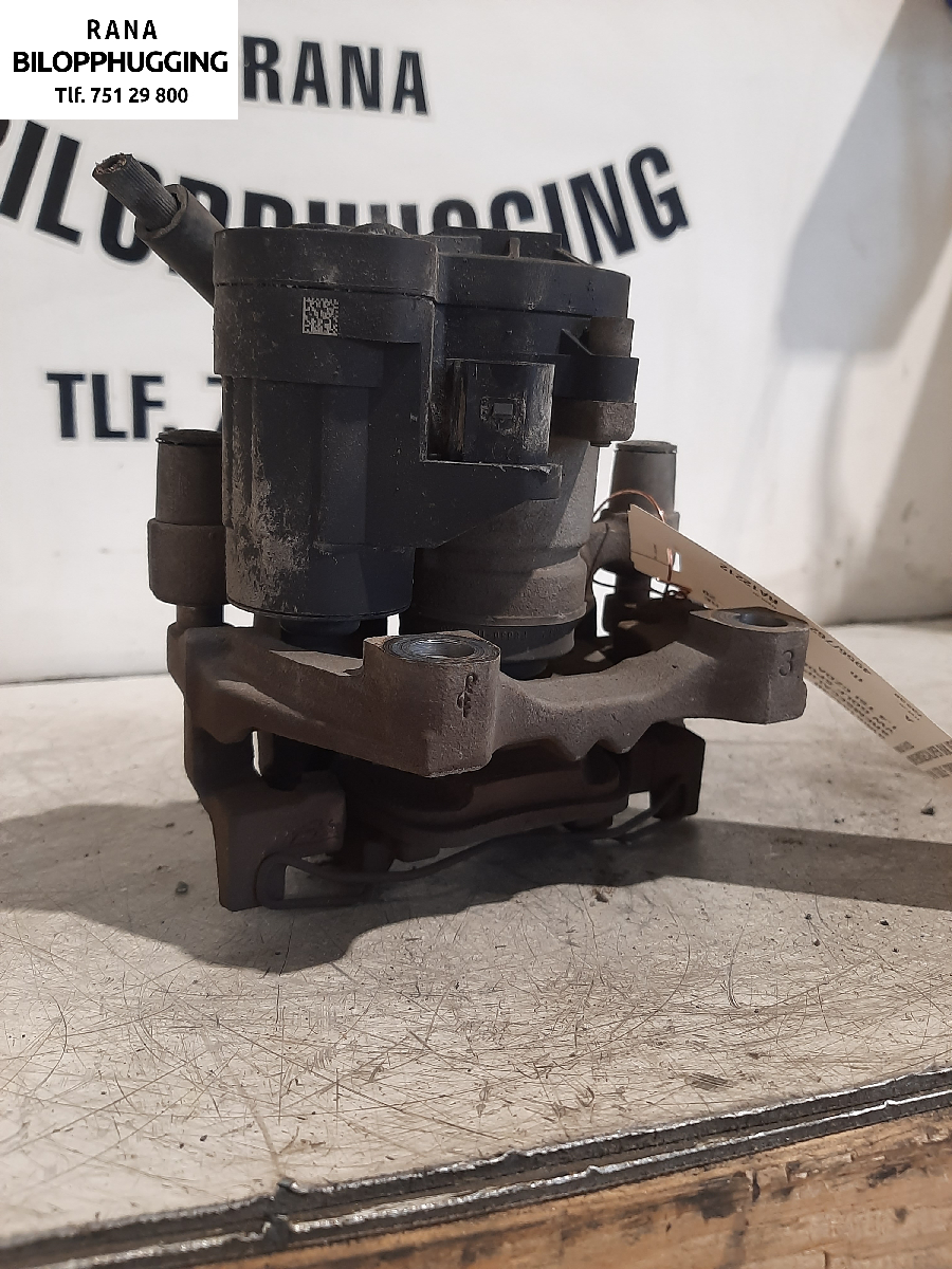 Bremsecaliper venstre bak til VW Golf Sportsvan 2014-2018 (VOLKSWAGEN|8V0615423D|)
