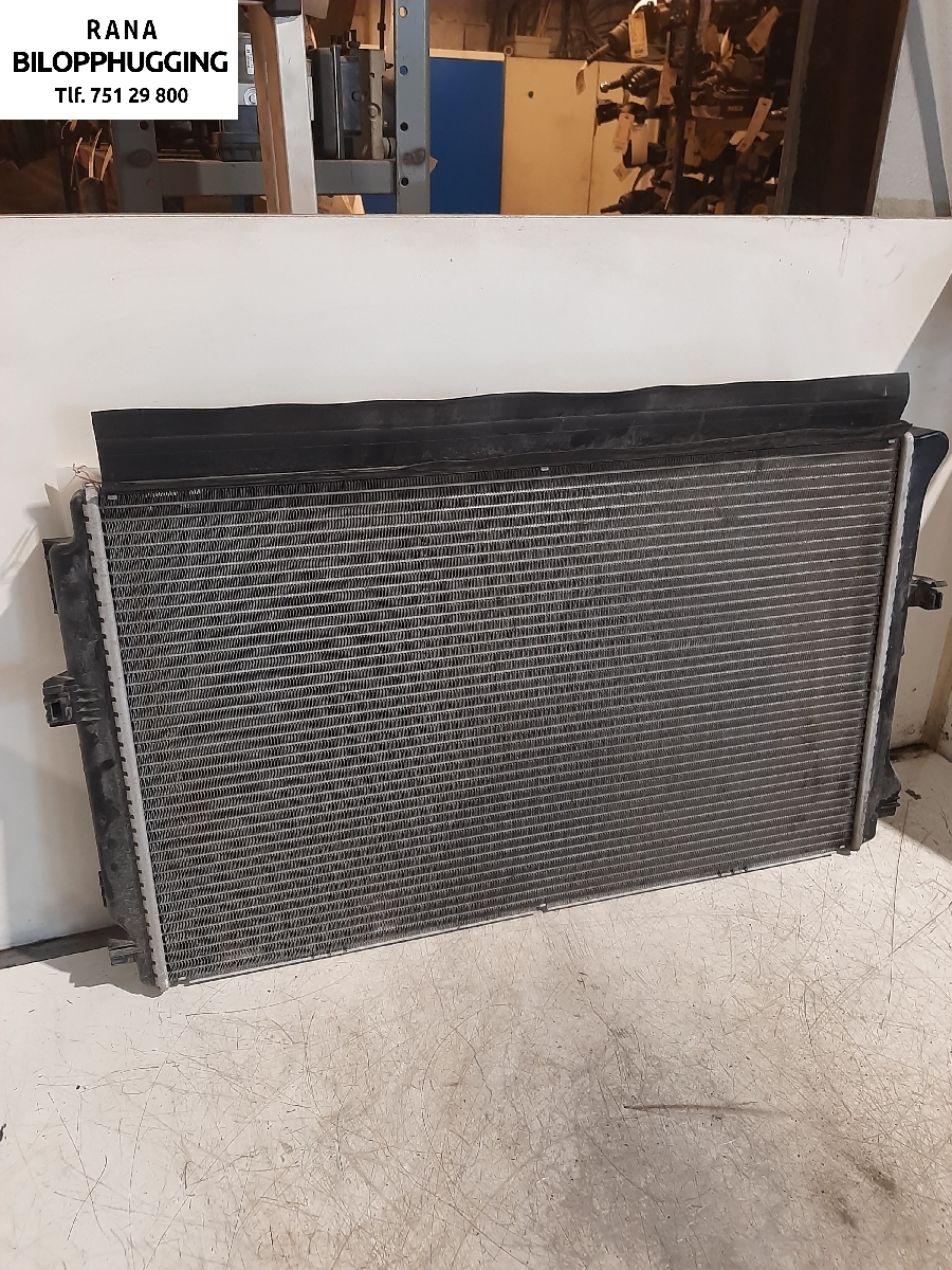 Radiator (automat gir) til VW Golf Sportsvan 2014-2018  (VOLKSWAGEN||5Q0121251GD)