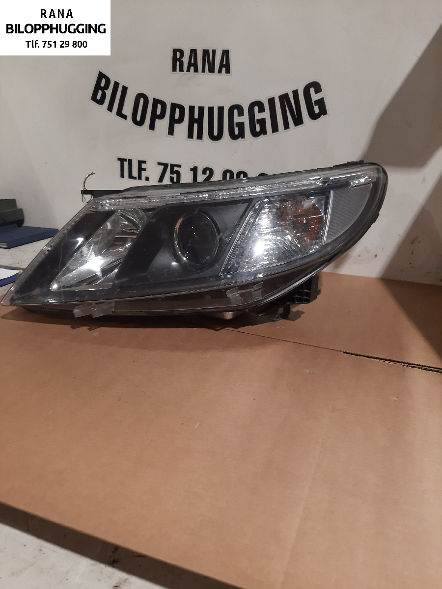 Frontlykt venstre xenon til Saab 9-3 2008-2011 (Type II, Fase 2)  (SAAB|1EL01031735|)