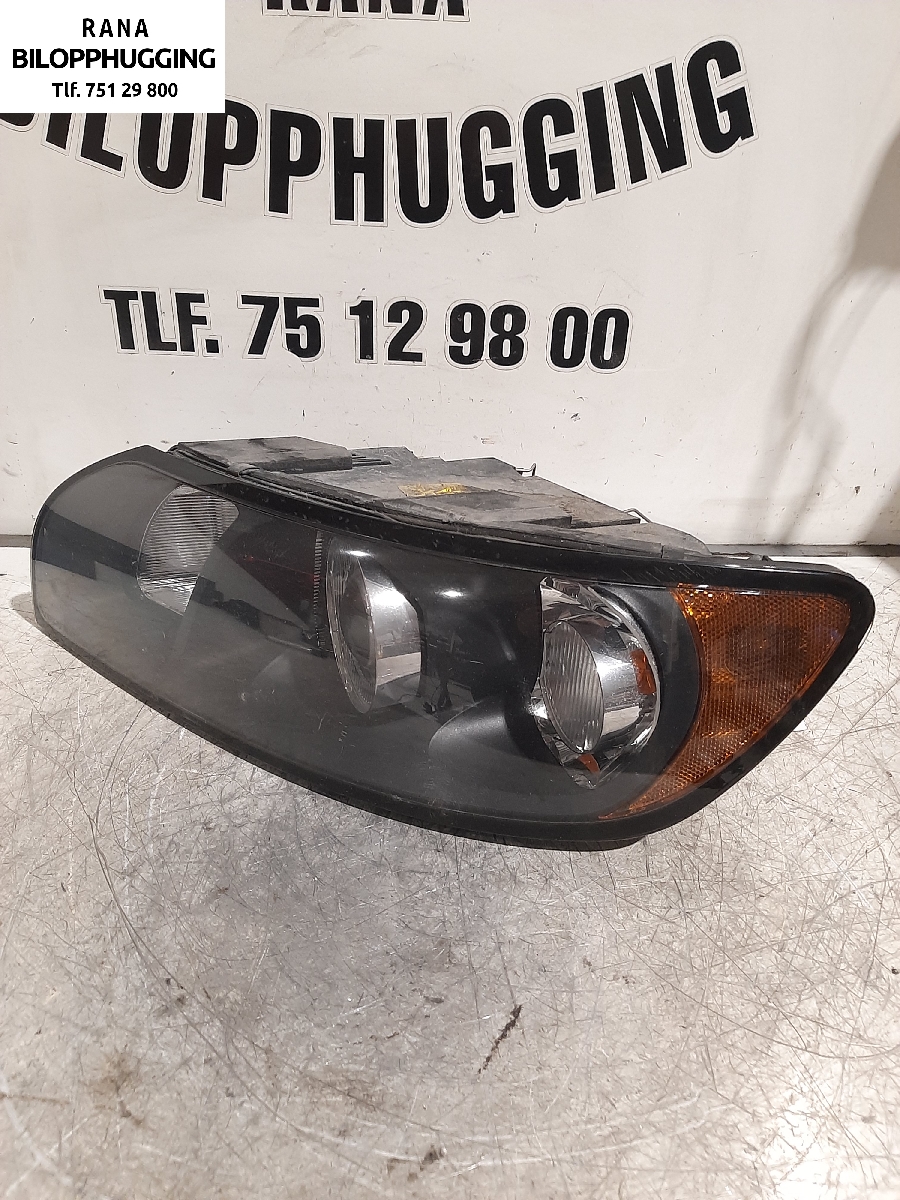 Frontlykt venstre halogen til Volvo S40 2004-2007 (Type II, Fase 1) (S40 II T5||30698873 L)