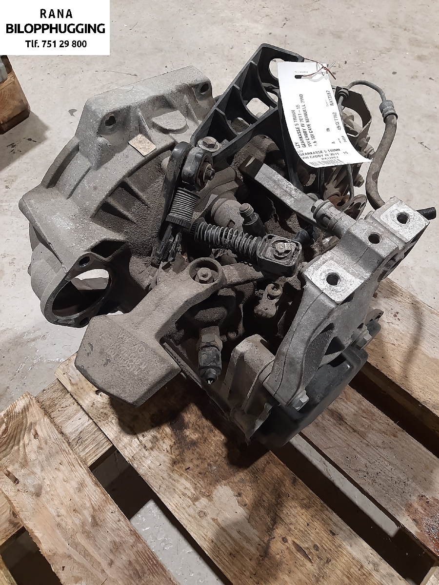 Girkasse manuell til VW Caddy 2010-2015 (Type III, Fase 2)  (VOLKSWAGEN|LZY|)