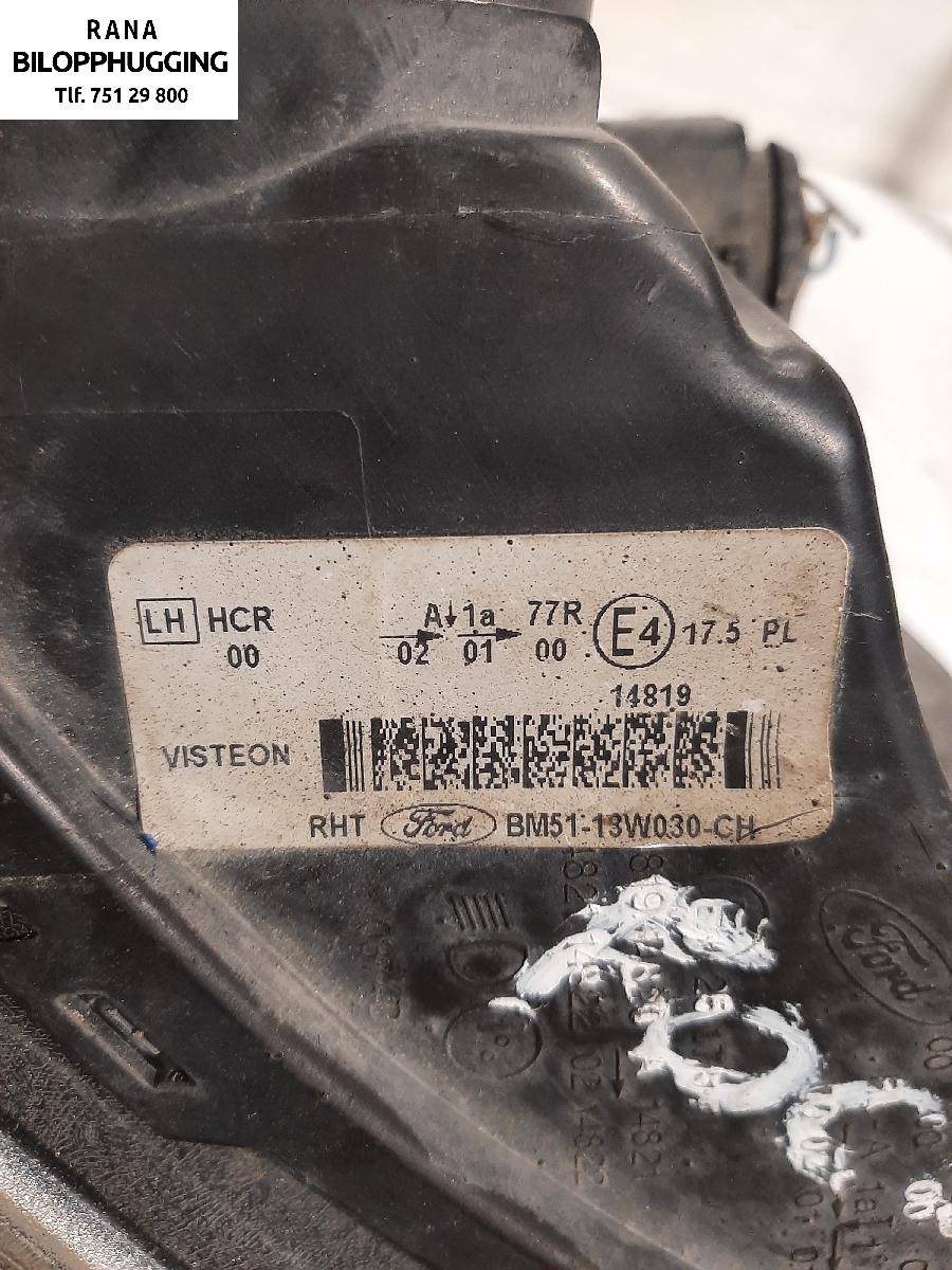 Frontlykt venstre halogen til Ford Focus 2011-2014 (Type III, Fase 1) (FORD||BM5113W030)
