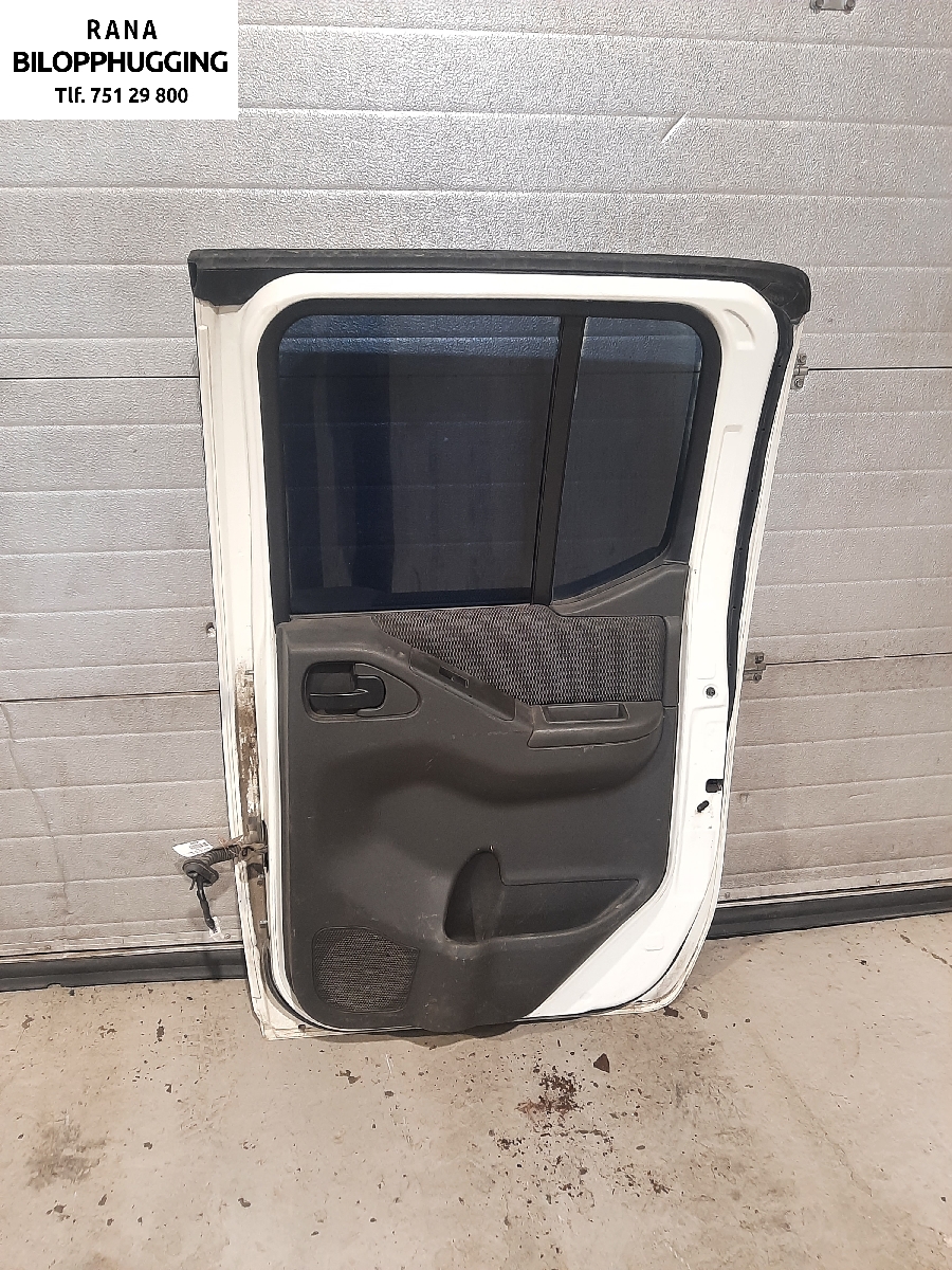 Dør høyre bak til Nissan Navara 2010-2015 (Fase 2) (D40) (D40) (NISSAN|)