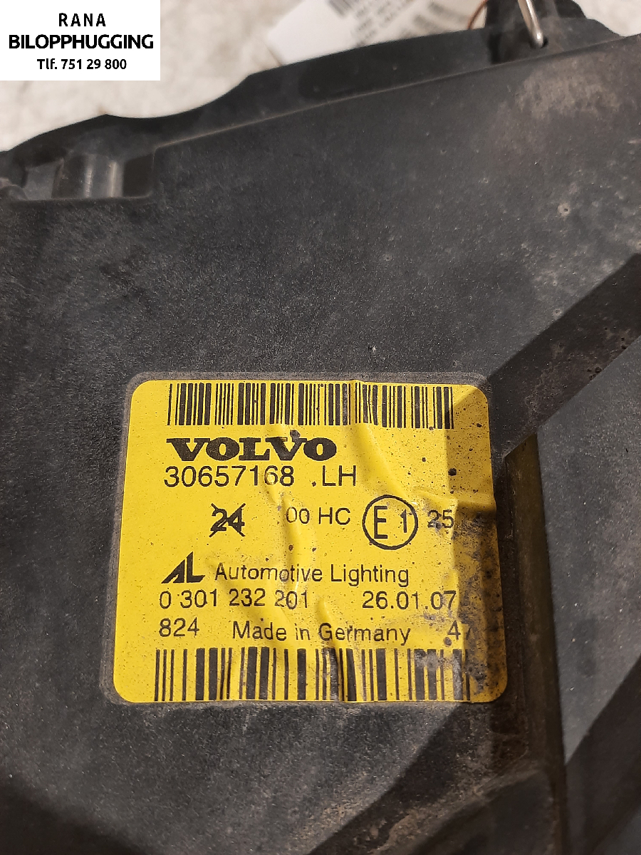 Frontlykt venstre halogen til Volvo C30 2006-2009 (Fase 1) (1,6 D D4164T||30656168)