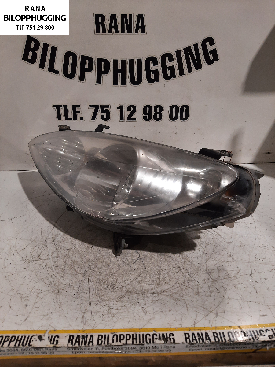 Frontlykt venstre halogen til Peugeot 307 2001-2004 (Fase 1)  (8930907|)