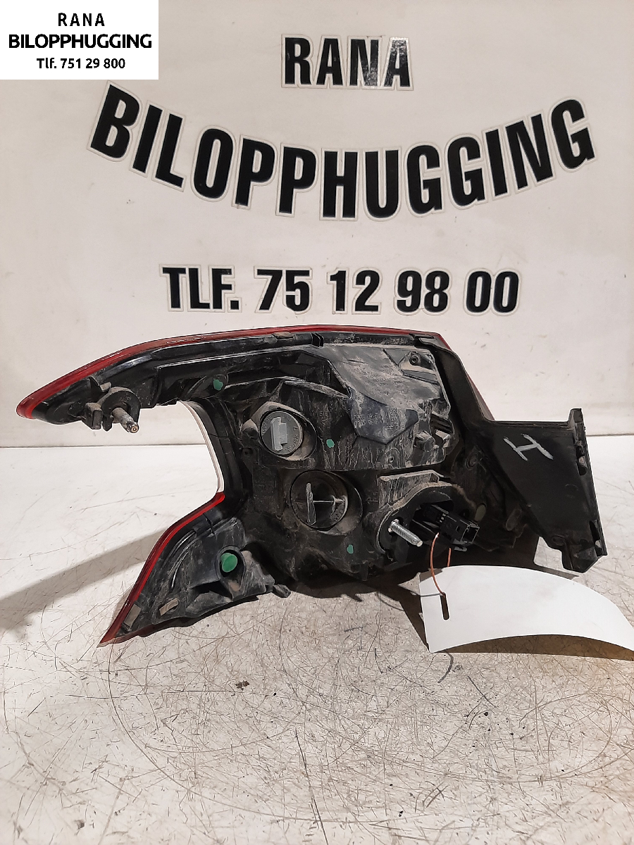 Baklykt høyre til Peugeot 308 2013-2021 (Type II)  (1,6 EP6CDT bensin|9677817580|)