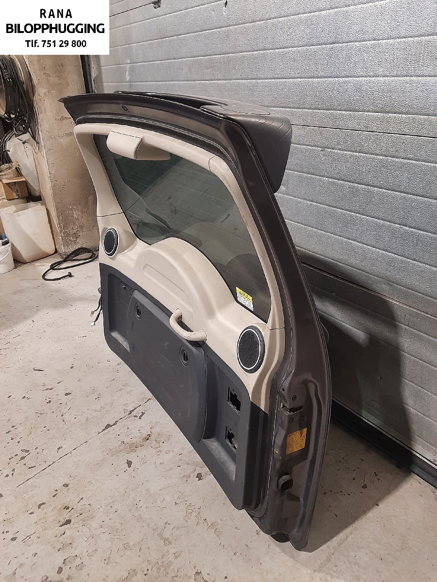 Bakluke til Mitsubishi Pajero 2007-2016 (Type IV, Fase 1)  (MITSUBISHI|5821A105|)