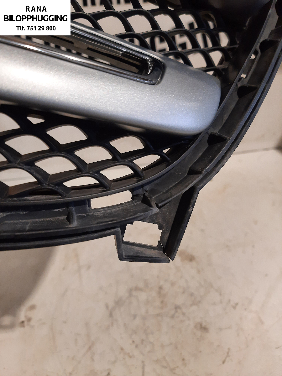 Grill til Mercedes GLA 2014-2020 (X156) (X156) (MERCEDES|)