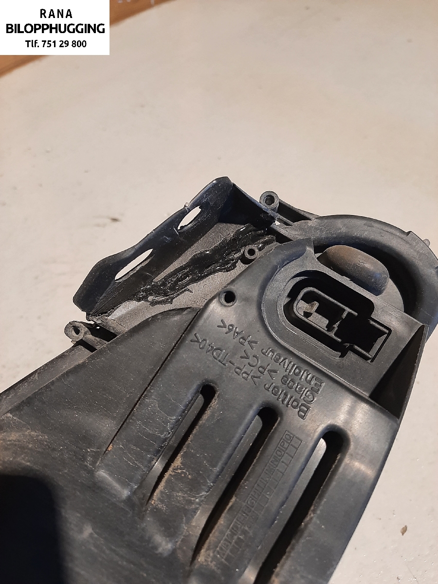 Frontlykt venstre xenon til Peugeot 308 2011-2013 (Type I, Fase 2)  (PEUGEOT|6208X7|)