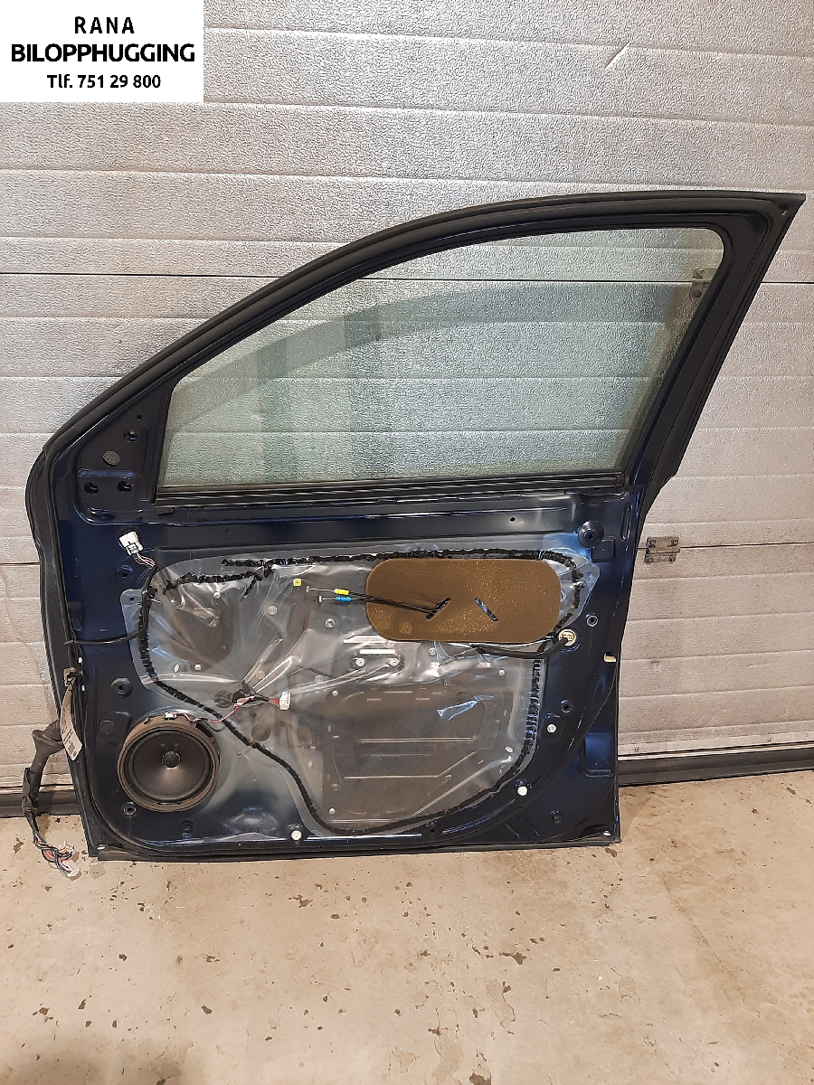 Dør høyre foran til Mitsubishi Outlander 2012-2015 (Type III, Fase 1)  (MITSUBISHI|5700B672|)