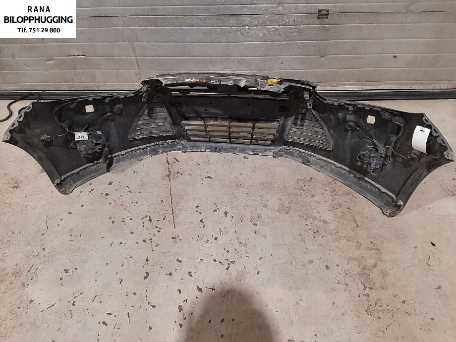 Støtfanger foran til Ford Focus 2011-2014 (Type III, Fase 1)  (FORD|1719342|)
