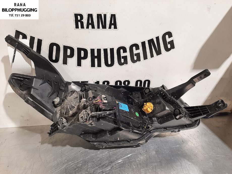 Frontlykt venstre halogen til MG ZS EV 2019-2021 (Type I, Fase 1)  (MG|)