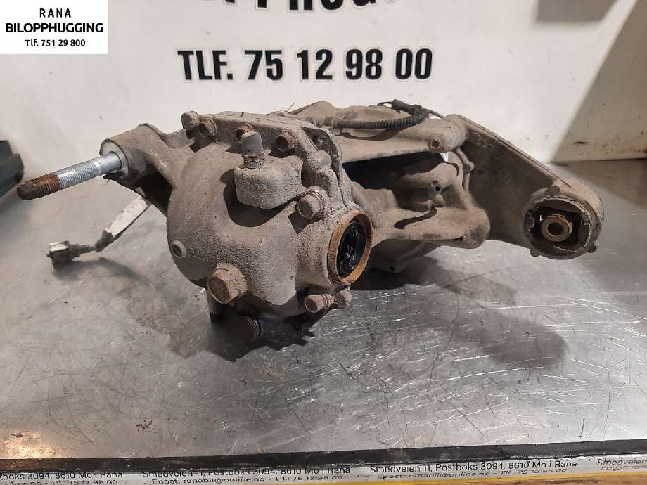 Kardang klokke bak til Mazda CX-3 2015-2022  (MAZDA|CA0127020|)