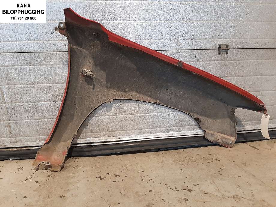 Skjerm venstre foran til Toyota Hilux 1998-2001  (2,4 TD  2LT|5380235200|)