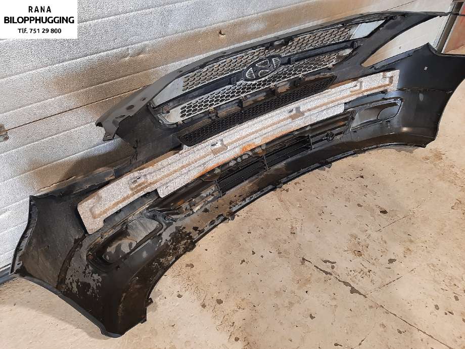 Støtfanger foran til Hyundai H-1 2008-2012 (Type II, Fase 1)  (HYUNDAI|865124H000|)
